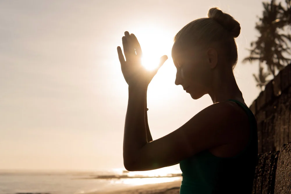 Como a Espiritualidade Pode Melhorar Sua Saúde Mental e Bem-estar