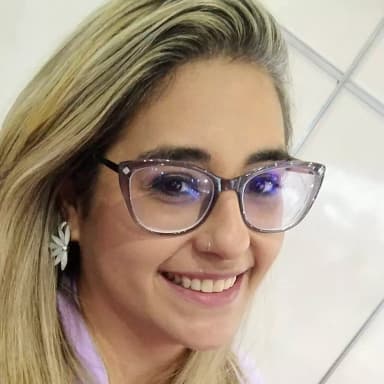 Psicóloga Carla Gomes De Santis