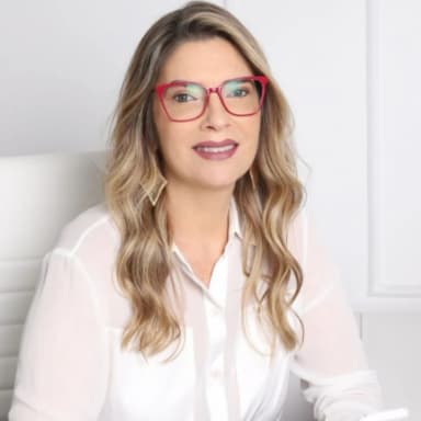 Psicóloga Claudia Andreia Benevenuti