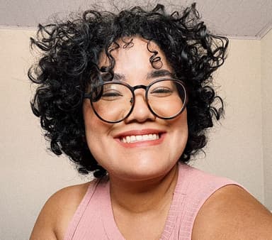 Psicóloga Karoline Emi Tame Nunes
