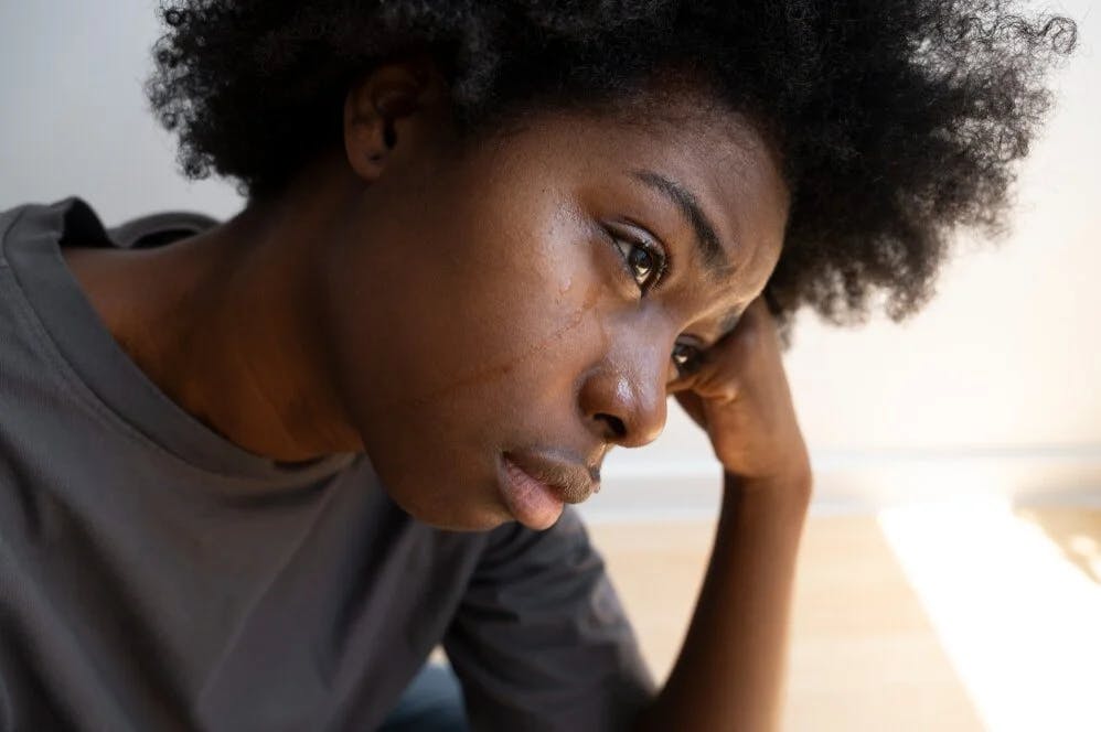 Transtorno de Estresse Pós-Traumático (TEPT) Em Adolescentes
